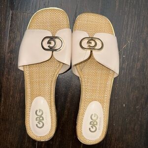 GBG Los Angeles 8.5 M Rattan Slides Flip Flops